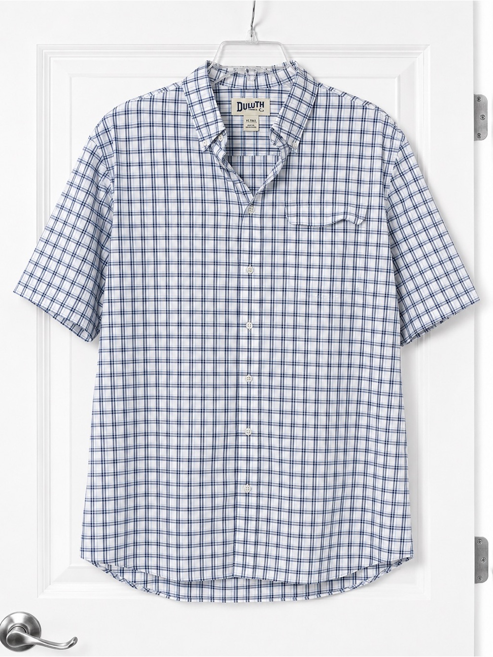 Duluth Trading Co White and Blue Check Short-Sleeve Button-Down Shirt